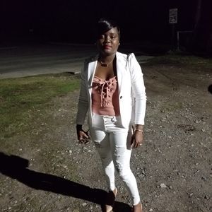 Meet your Posher, Sherine